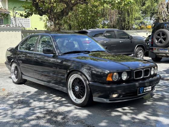 BMW 530i 3.0 SEDAN 24V GASOLINA 4P MANUAL BMW 530i 3.0 SEDAN 24V GASOLINA 4P MANUAL